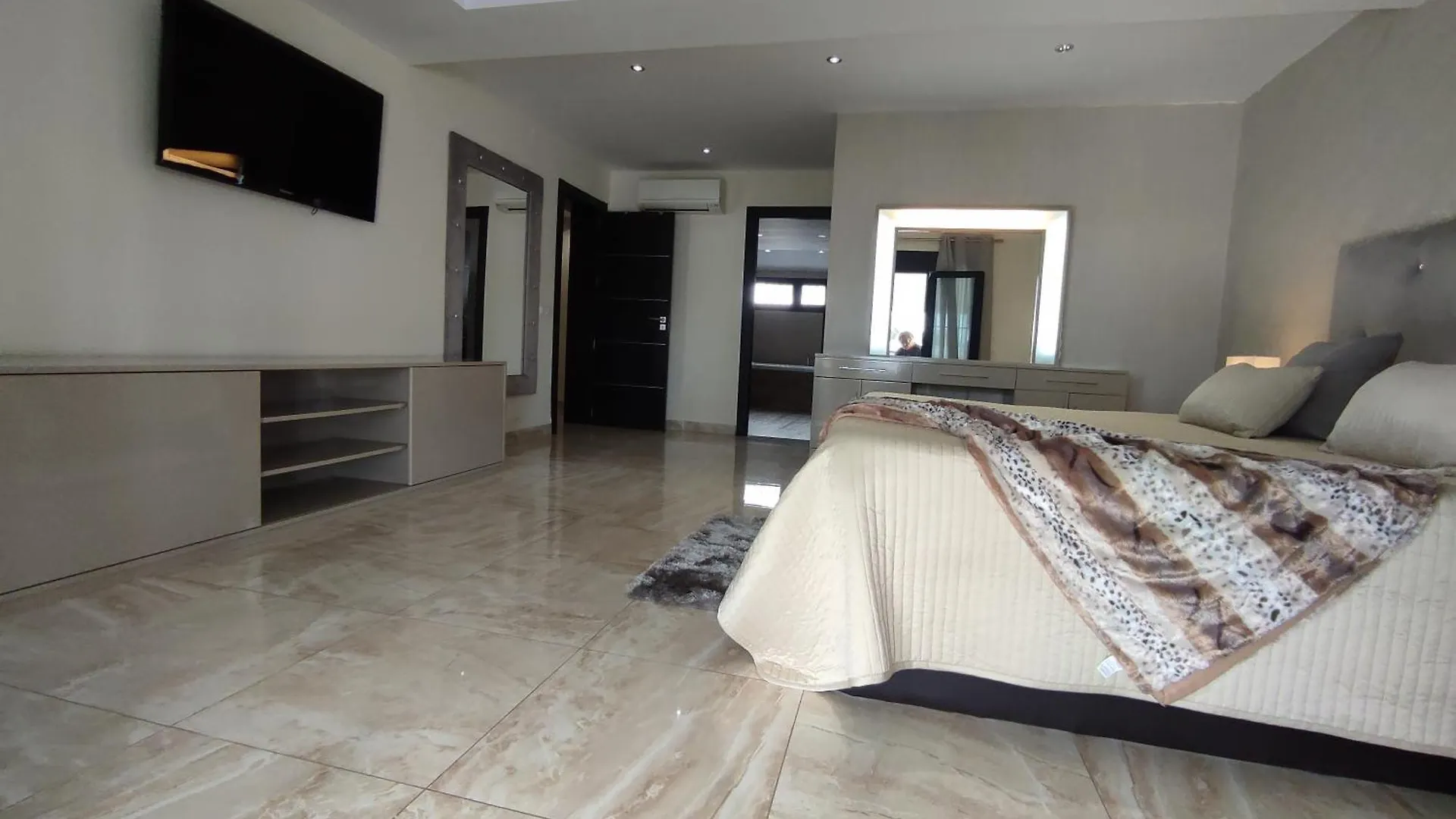 Villa Lujo Costa Del Sol Con Piscina-Jacuzzi Torremolinos 0*,  Spain