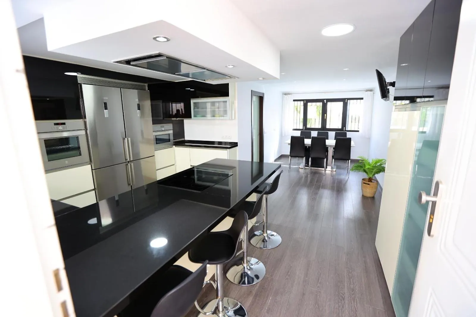 Villa Lujo Costa Del Sol Con Piscina-Jacuzzi 토레몰리노스 0*,  스페인